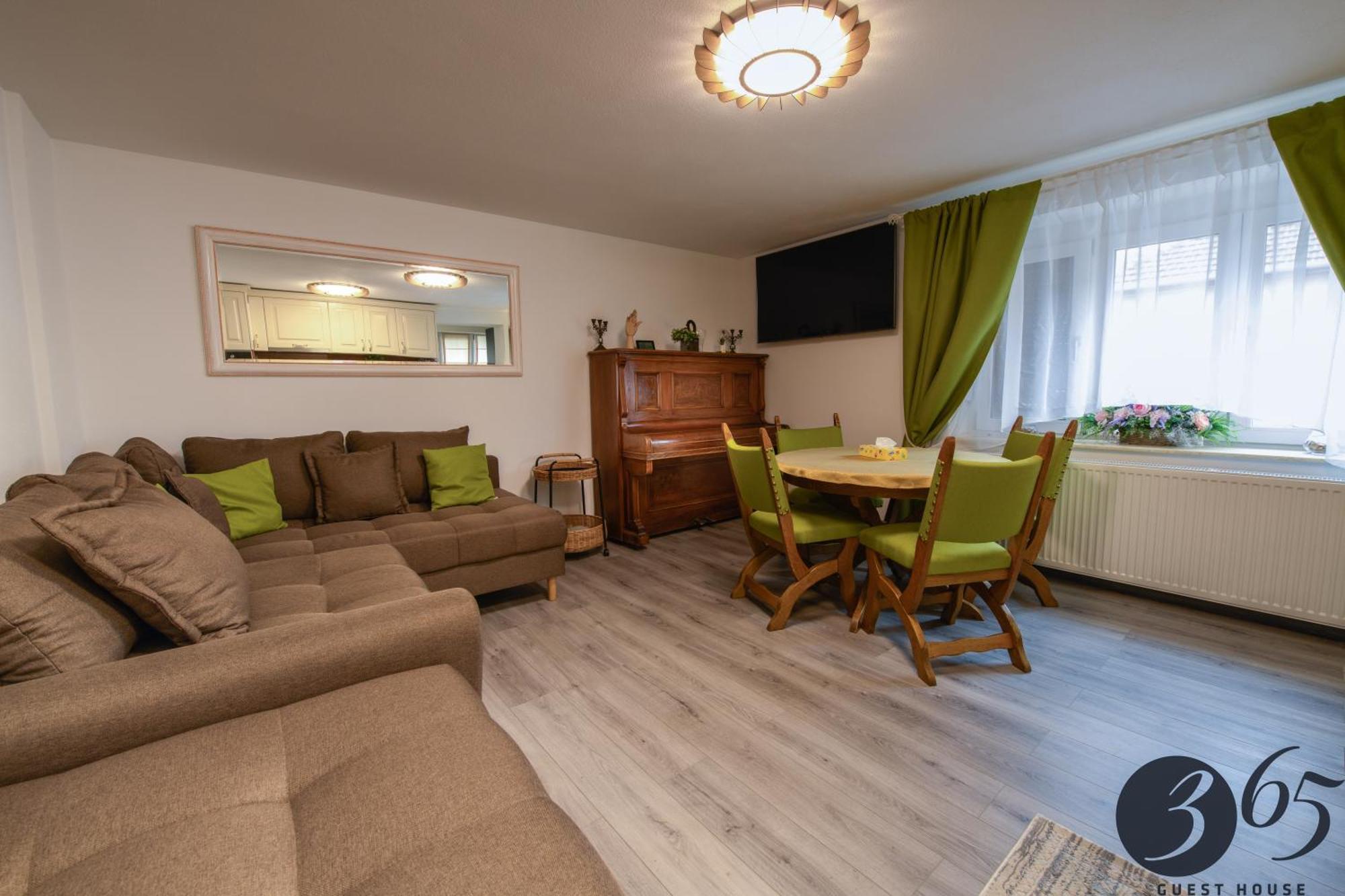 365 Guest House Hunedoara Exterior foto